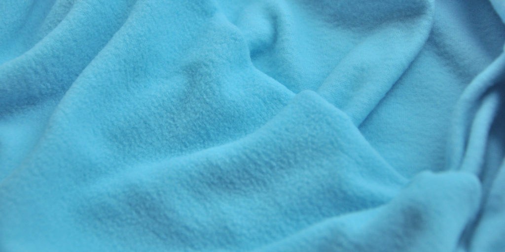 Двусторонняя флисовая ткань ярко-голубого цвета из каталога Флис.ру